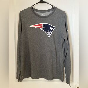 Nike | Long-Sleeve Dri-Fit New England Patriots Shirt Size Large